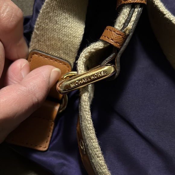 COPY - Purple Michael kors back pack - Picture 3 of 12